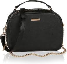 Bolso Negro Baúl con Detalles Dorados
