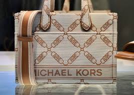 Liquidación Total: Bolsos al 70% y 60% en El Corte Inglés