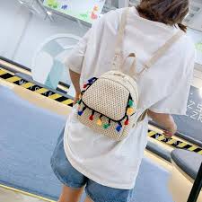 Mochila de Paja con Borlas para Mujer