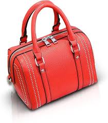 Bolso SilteD con Remaches - Estilo y Versatilidad