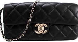 Bolso Chanel CC East West Negro con Perlas