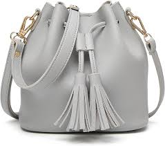 Bolso Cubo con Borlas para Mujer - Estilo Moderno y Versátil