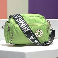 Bolso Bimba y Lola Verde Limón con 4 Cierres