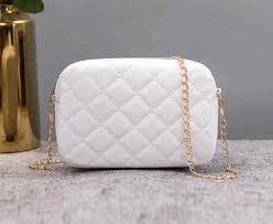 Bolso Bandolera Acolchado Blanco con Cadena